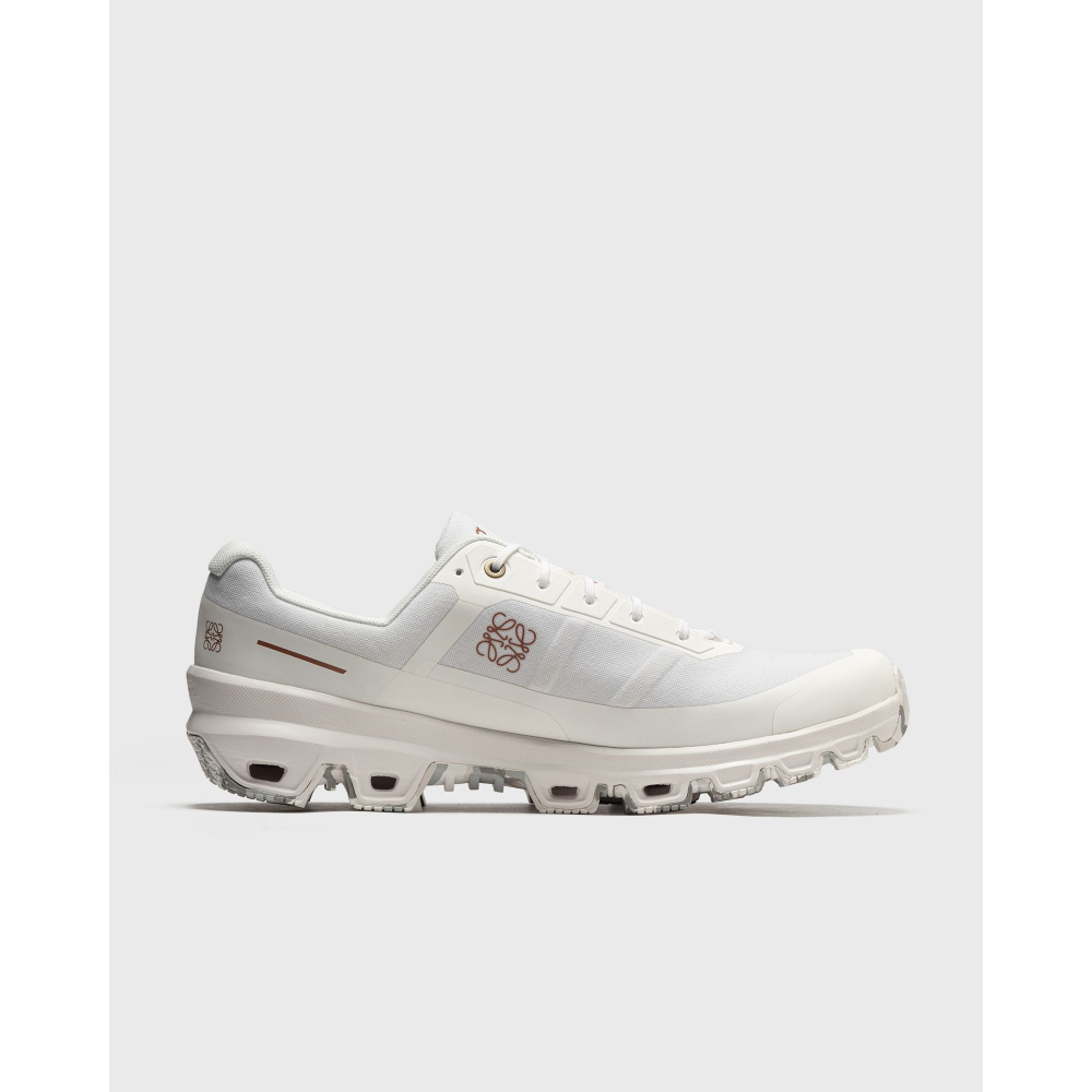 ON X LOEWE CLOUDVENTURE M929282X10-2100 / weiss