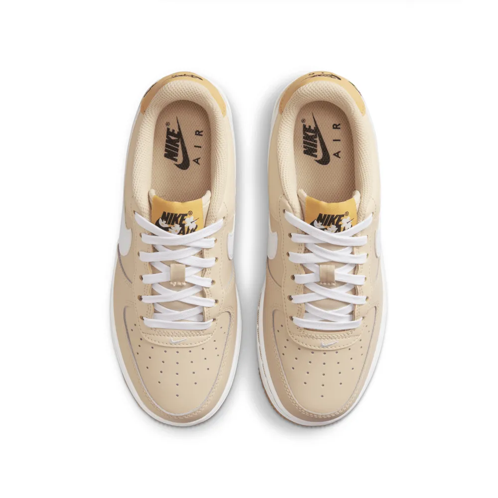 Nike Air Force 1 GS FZ1615-100 / braun
