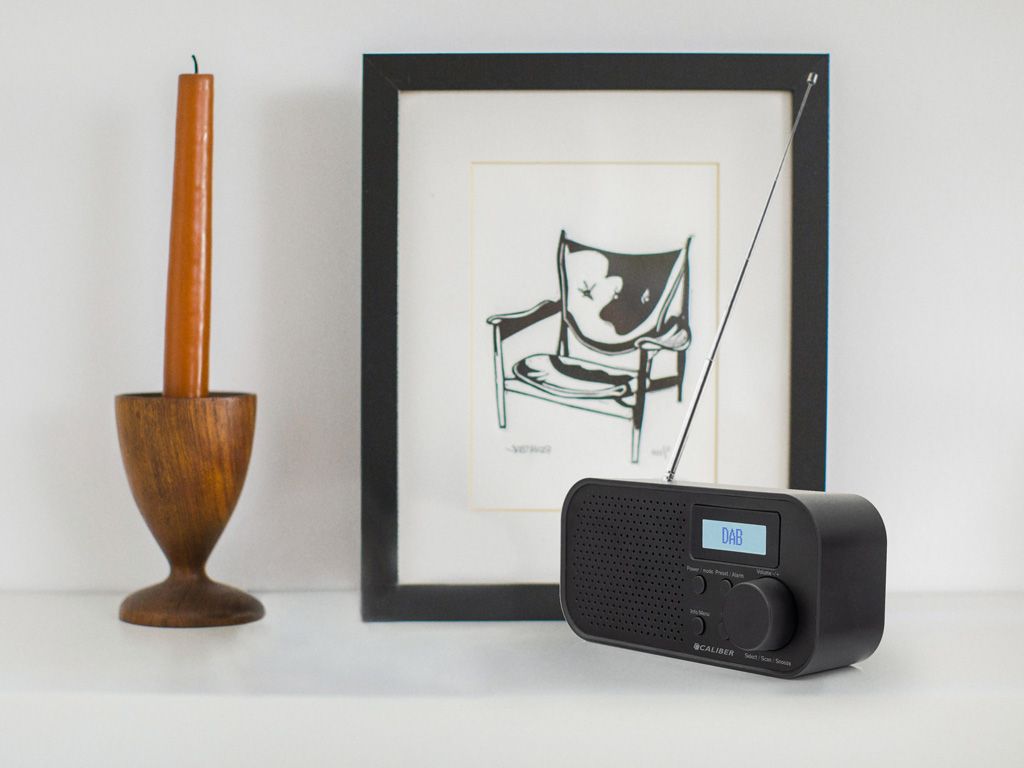 Caliber HPG319DAB Tragbares DAB+ Radio