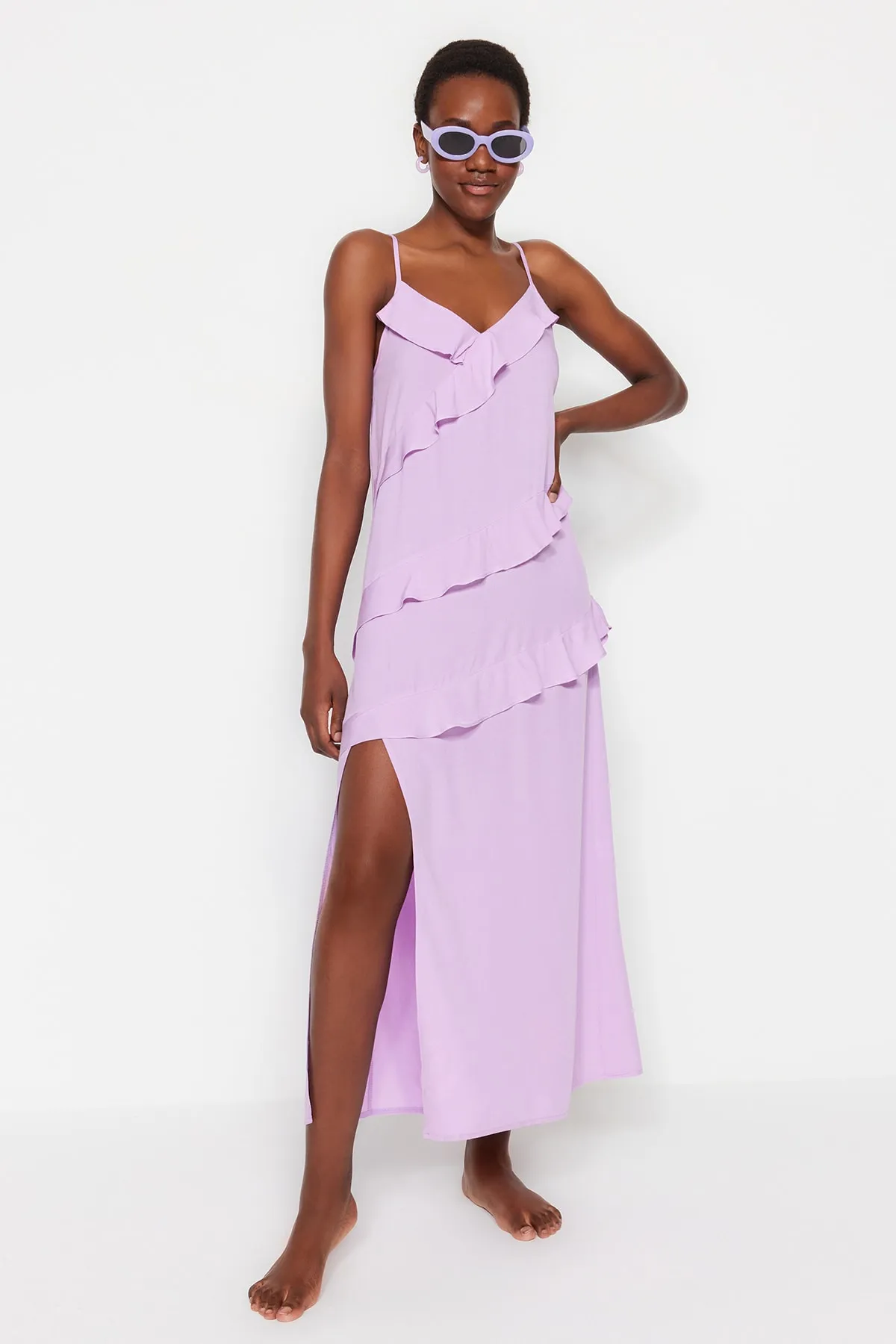 Trendyol Collection  Lila Maxi-Strandkleid mit gewebten Rüschen TBESS23EL00172
