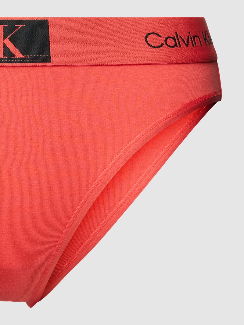 Slip mit Label-Stitching in koralle