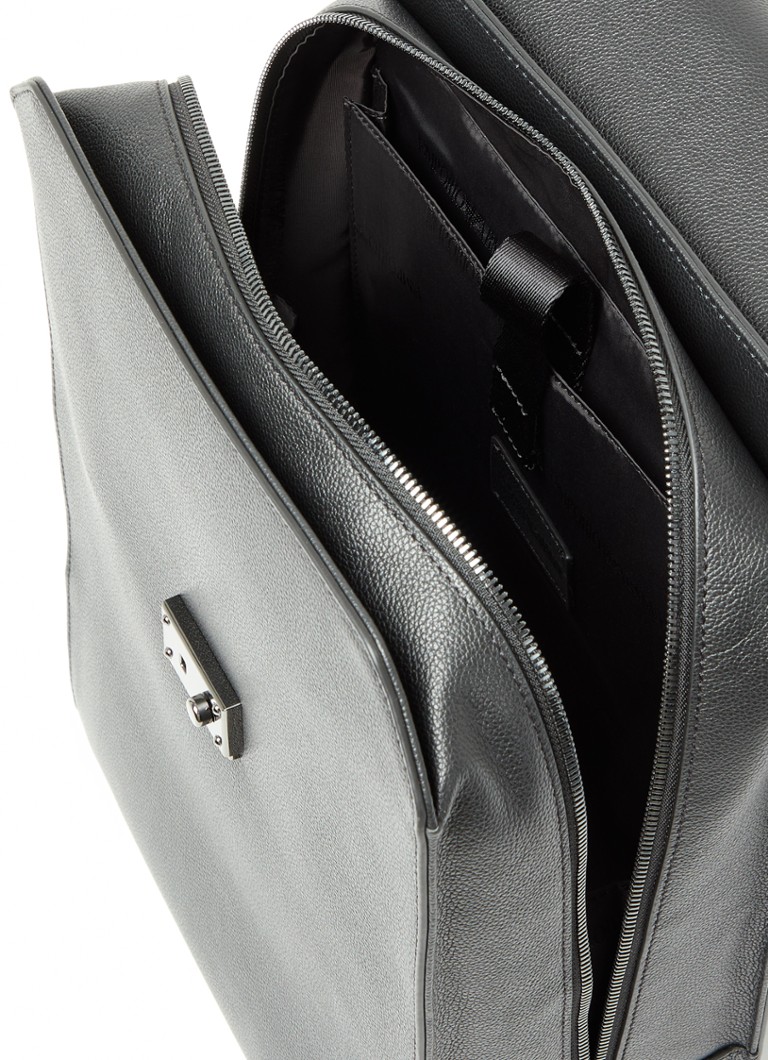 Kožený batoh Emporio Armani s přihrádkou na 13palcový notebook