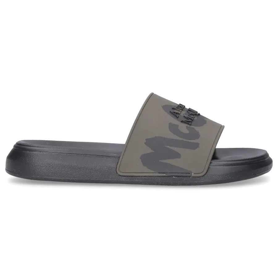 Alexander McQueen - Badeschuhe SLIDER GRAFF. Kautschuk - grün