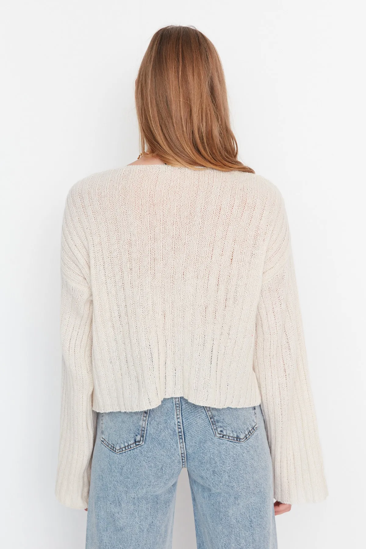 Trendyol Collection  Stone Wide Fit Kurzer Basic-Strickpullover aus Wolle TWOAW23KZ01844