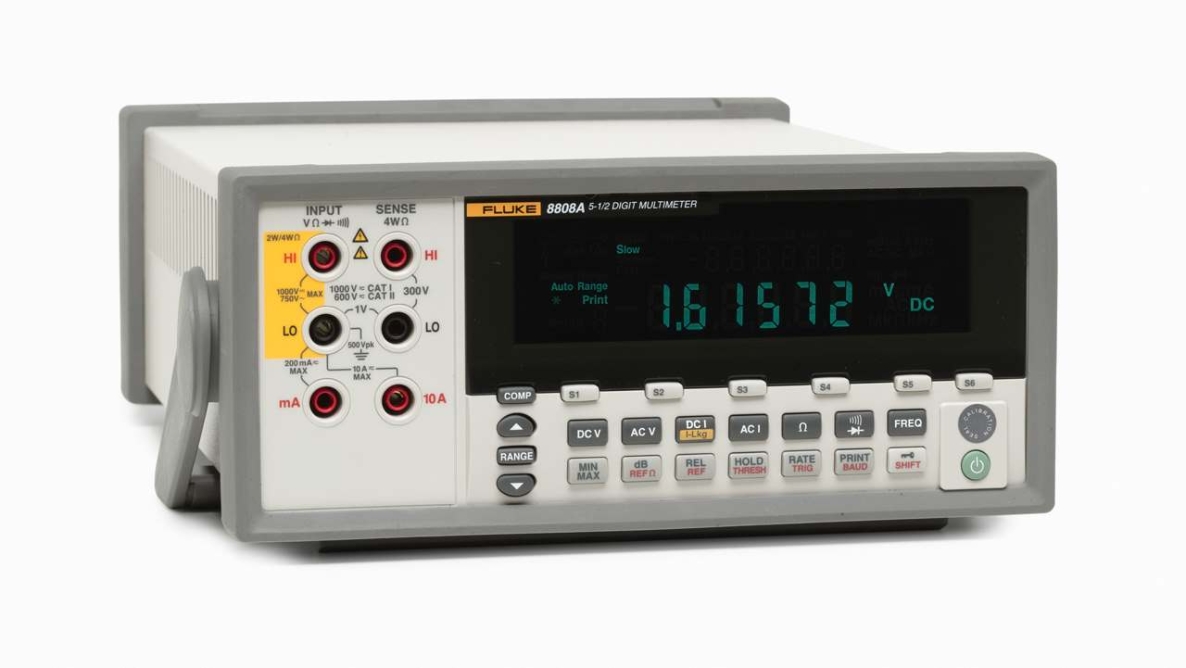 Fluke 2802385 8808A 240V 5,5 cifret multimeter