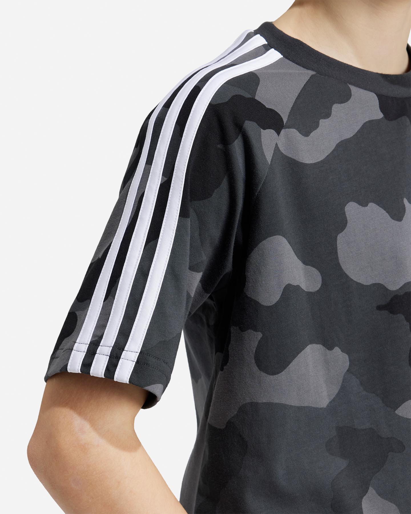 Koszulka Adidas Camouflage 3stripes Jr IV7304