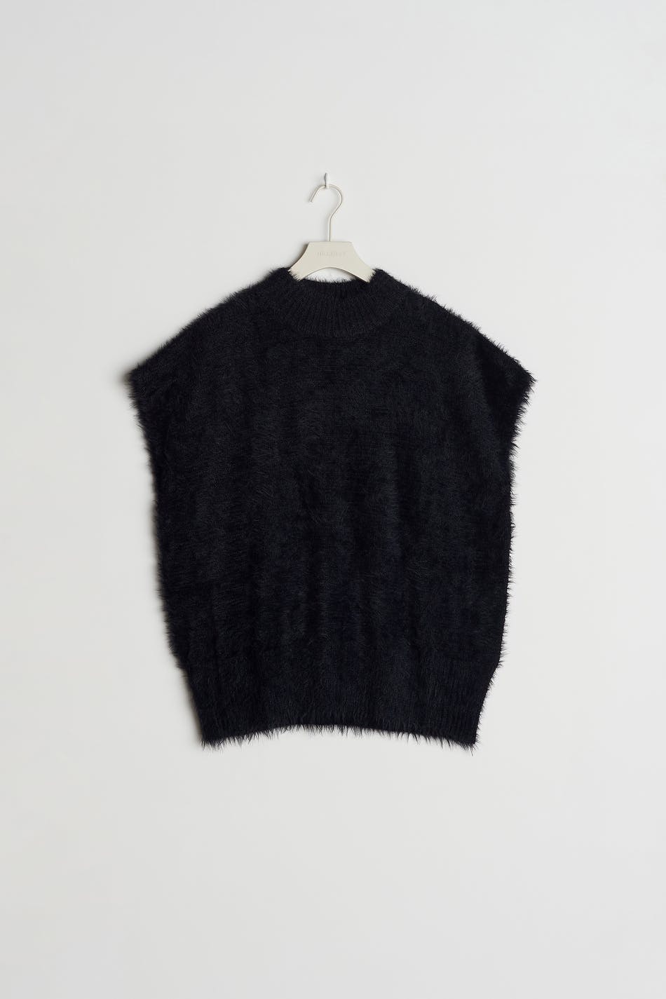 Mirre knitted vest