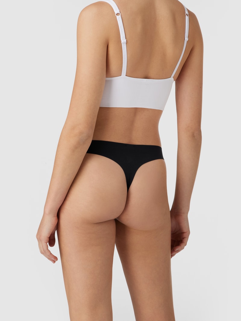 String mit Label-Print in schwarz