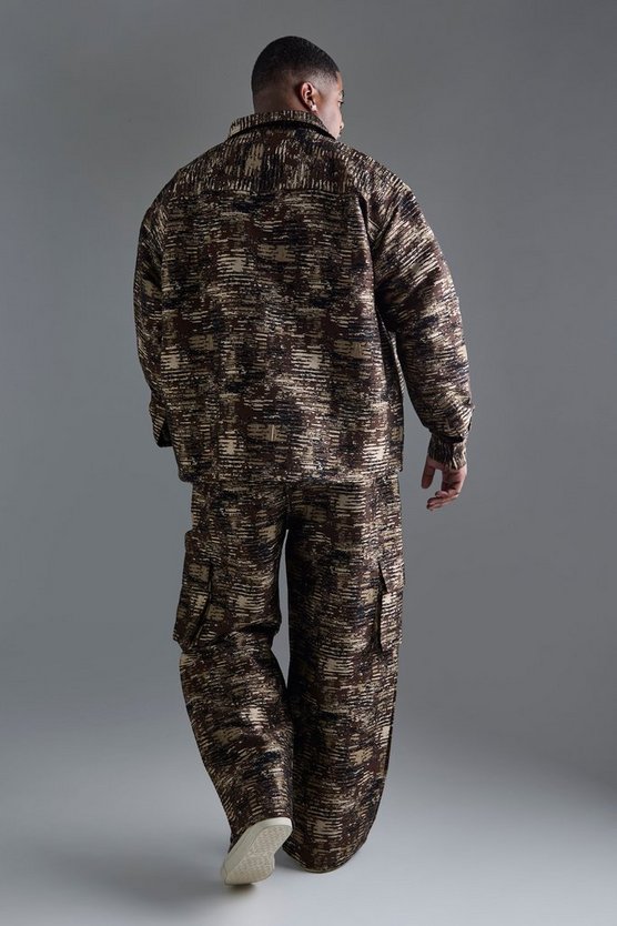 Plus Textured Camo Relaxed Cargo Trouser