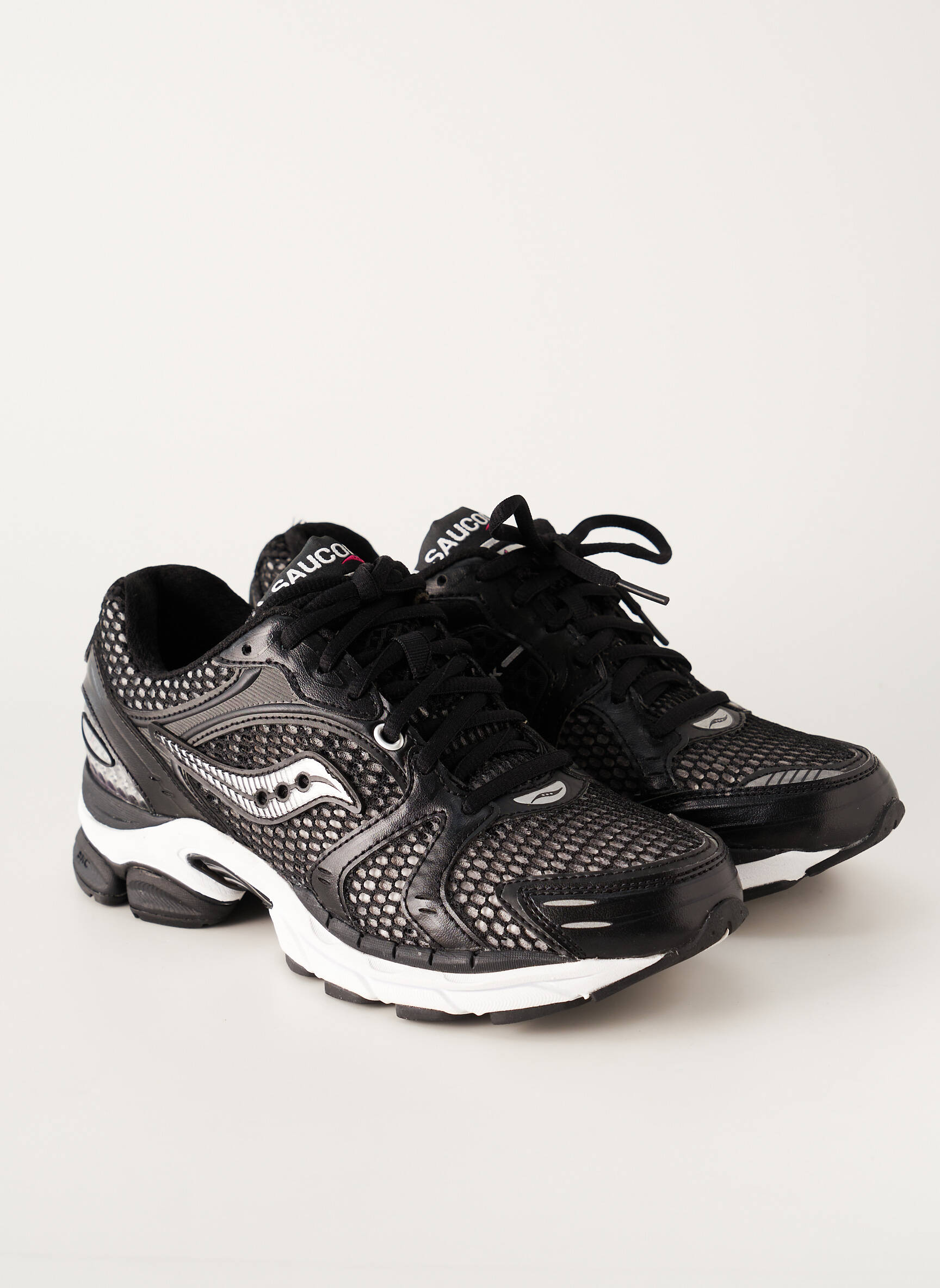 Saucony Baskets Femme couleur noir