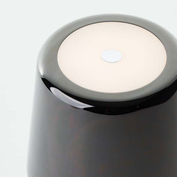 LED-Akku-Tischleuchte Lia Deluxe, schwarz gebürstet