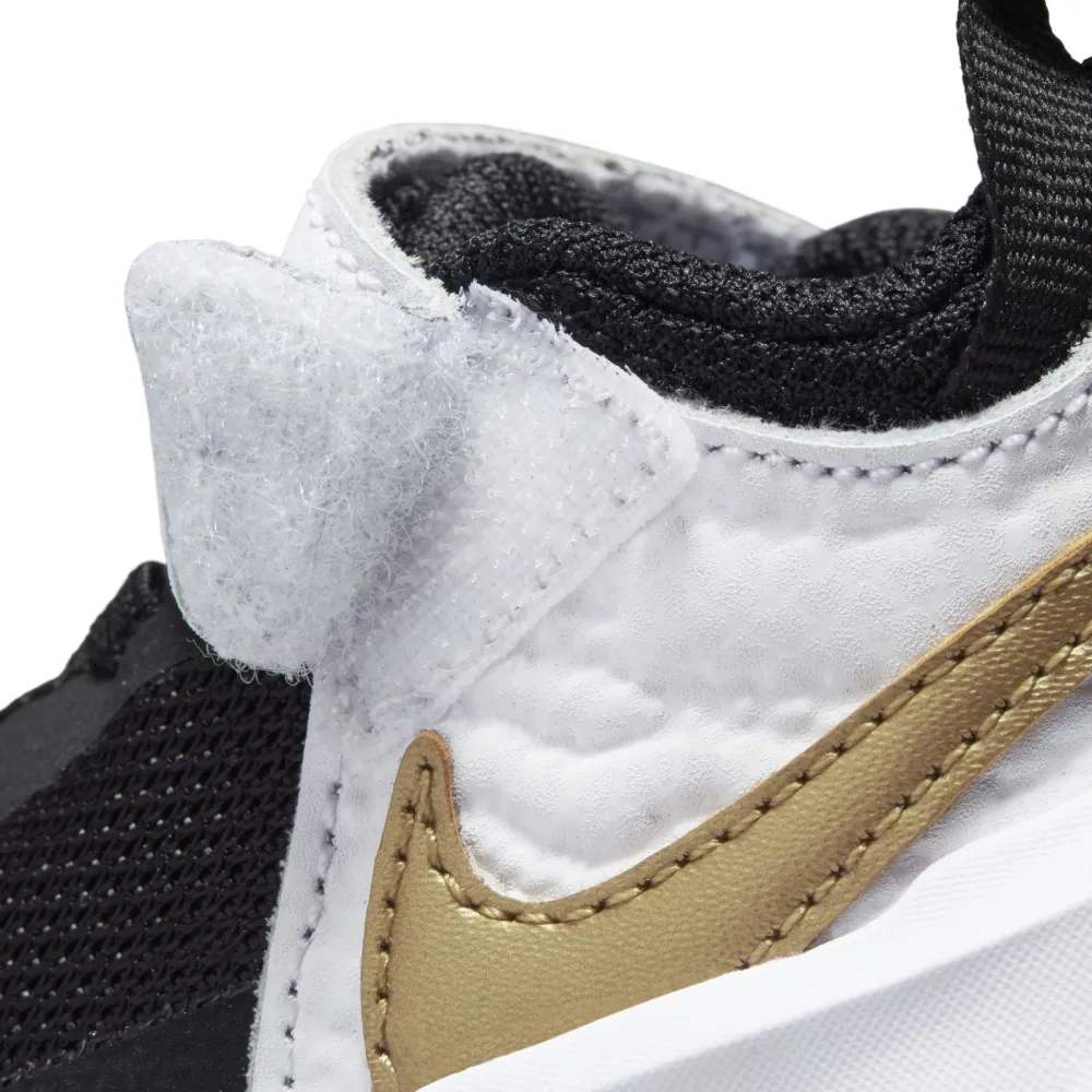 Nike Team Hustle D 10 CW6737-002 / schwarz