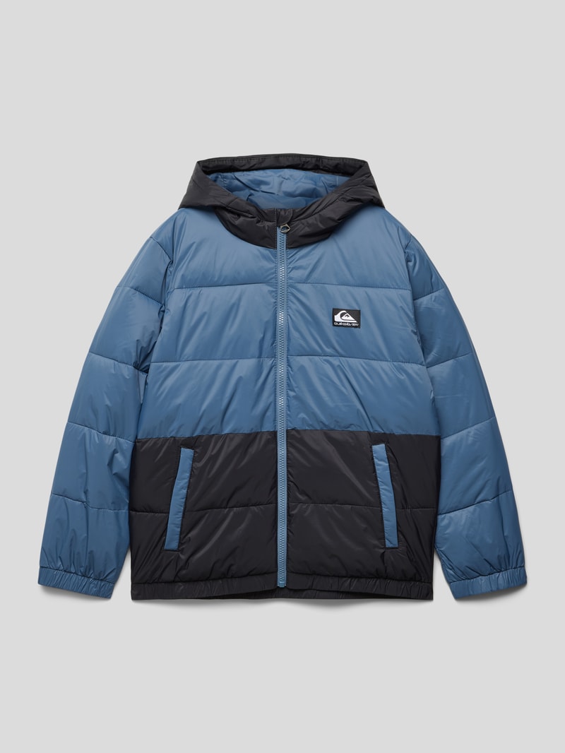 Steppjacke mit Label-Patch in rauchblau