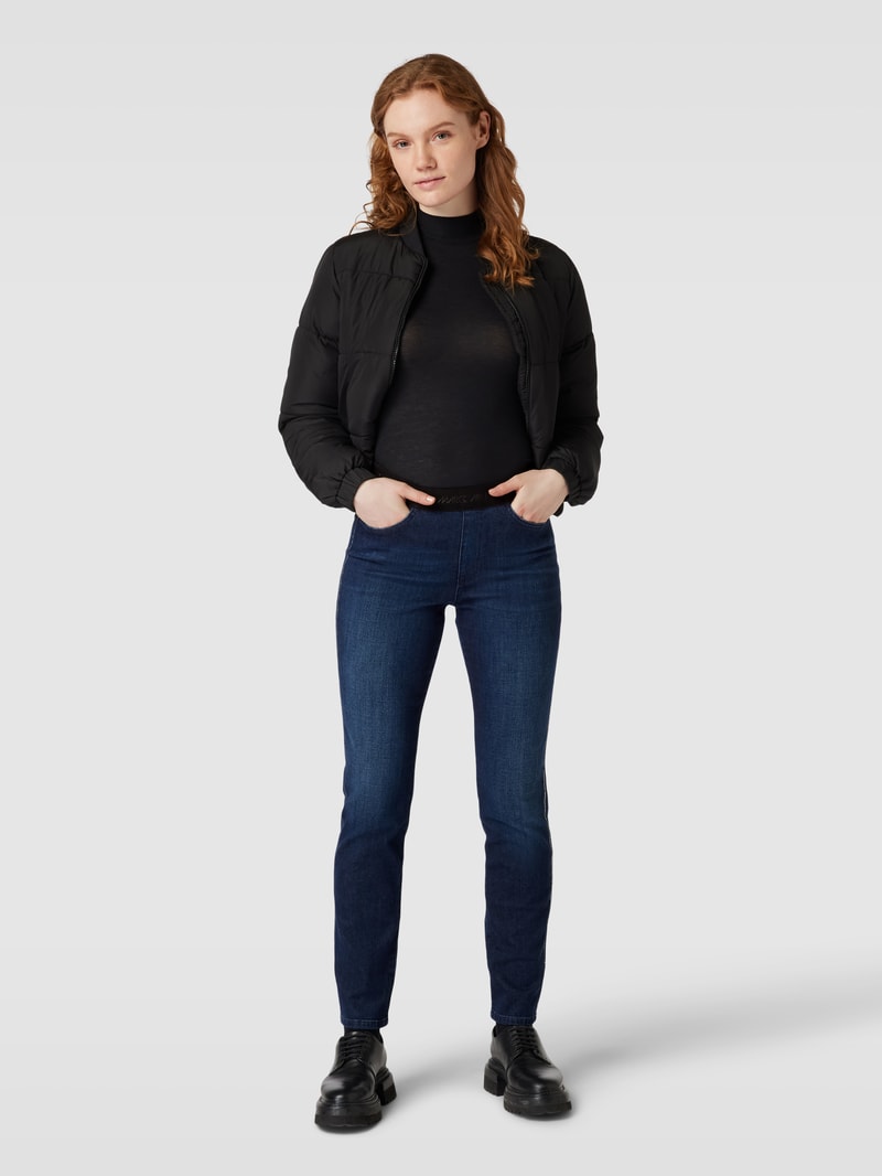 Schlupfjeans mit elastischem Bund in blau