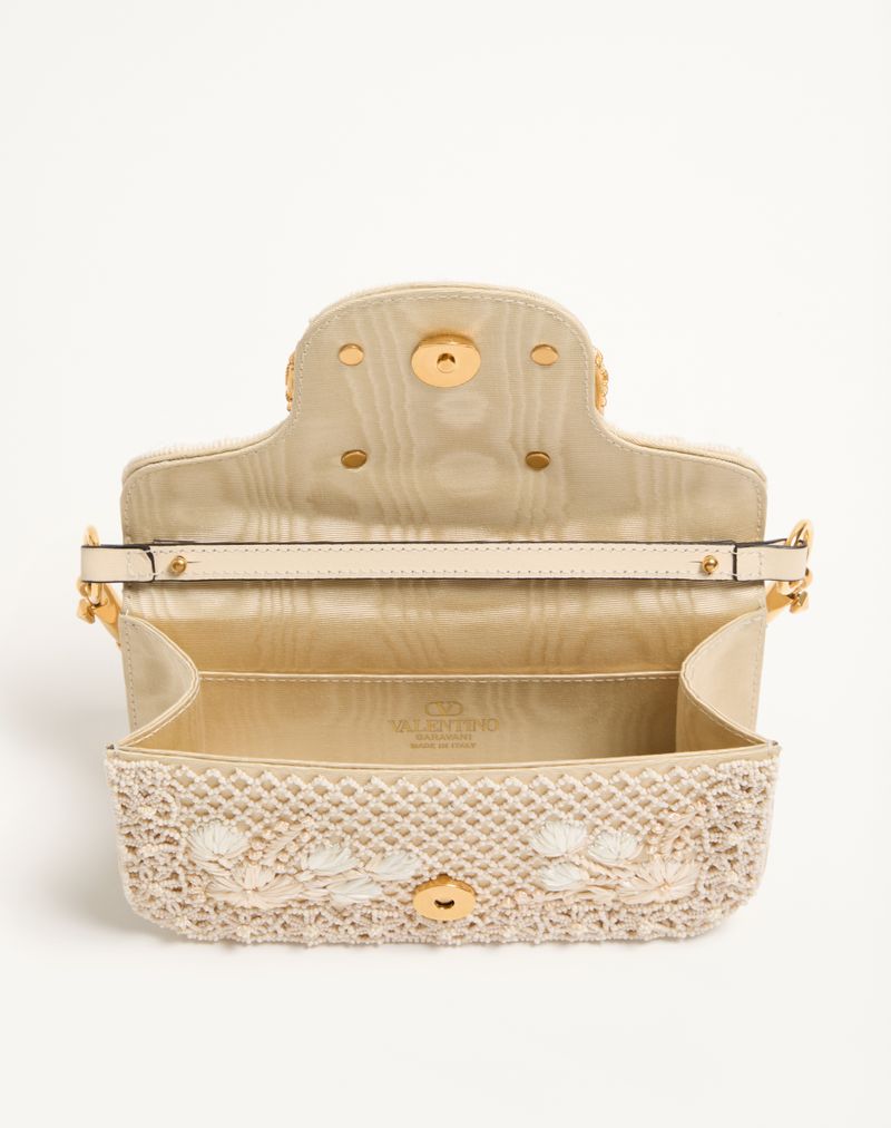 Bolsa de ombro pequena Valentino Garavani Locò bordada com logotipo de joia