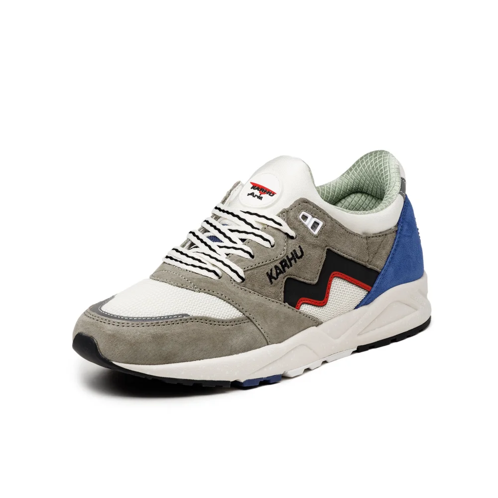 Karhu Aria 95 F803097 / grün