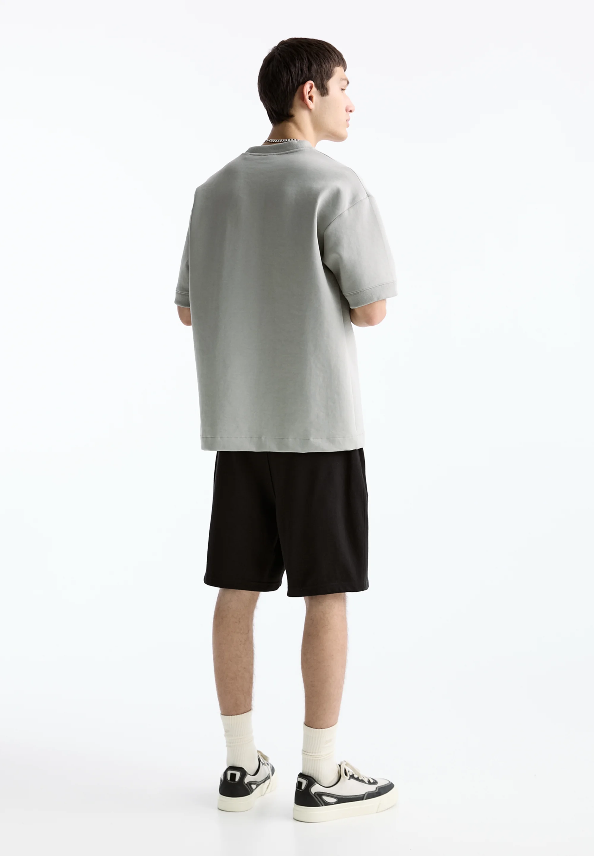 PULL&BEAR JOGGER - BERMUDA - Pantalón deportivo
