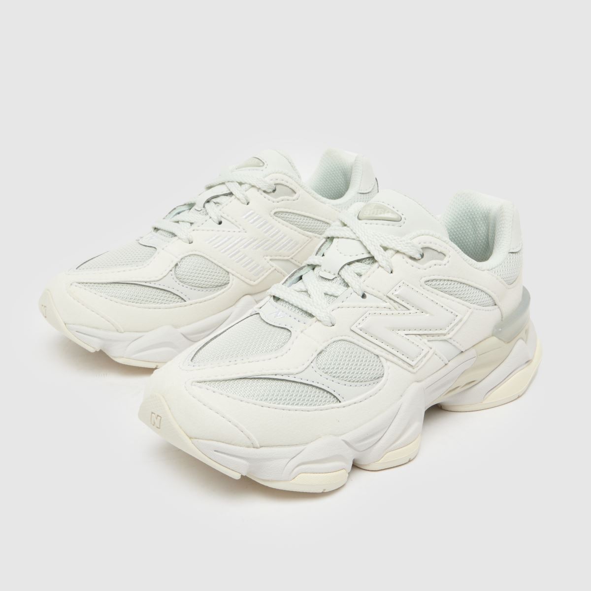 New Balance törtfehér 9060 Junior edzőcipő