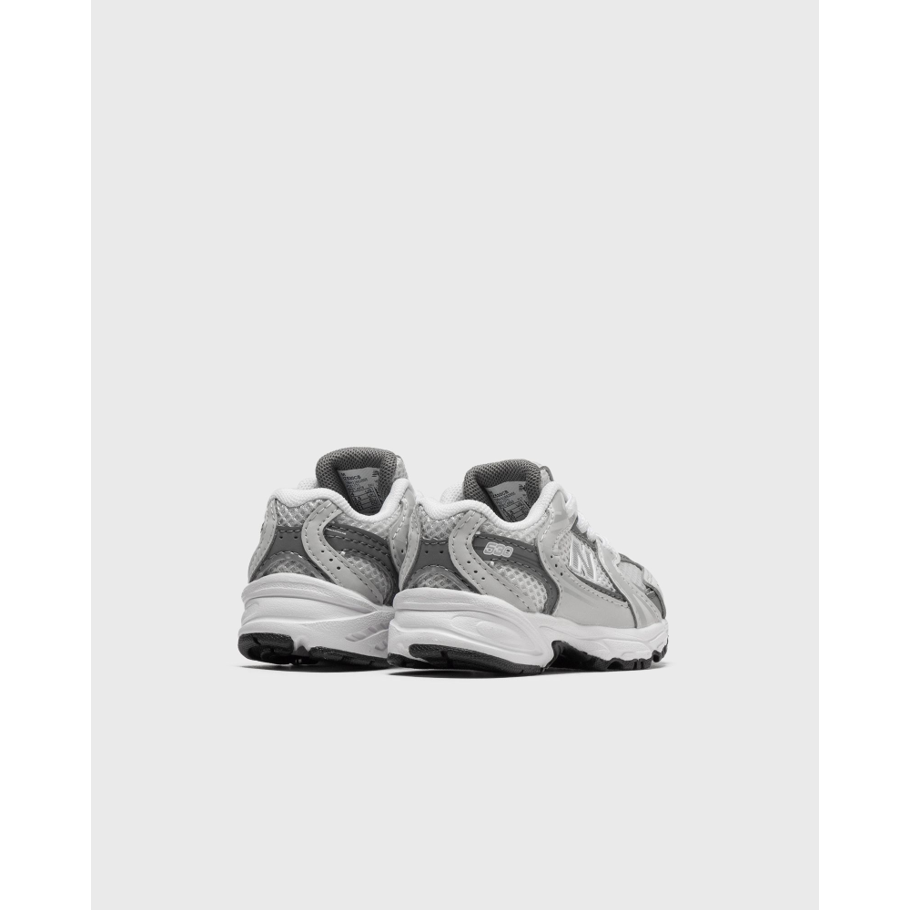 New Balance 530 IZ530CB / grau
