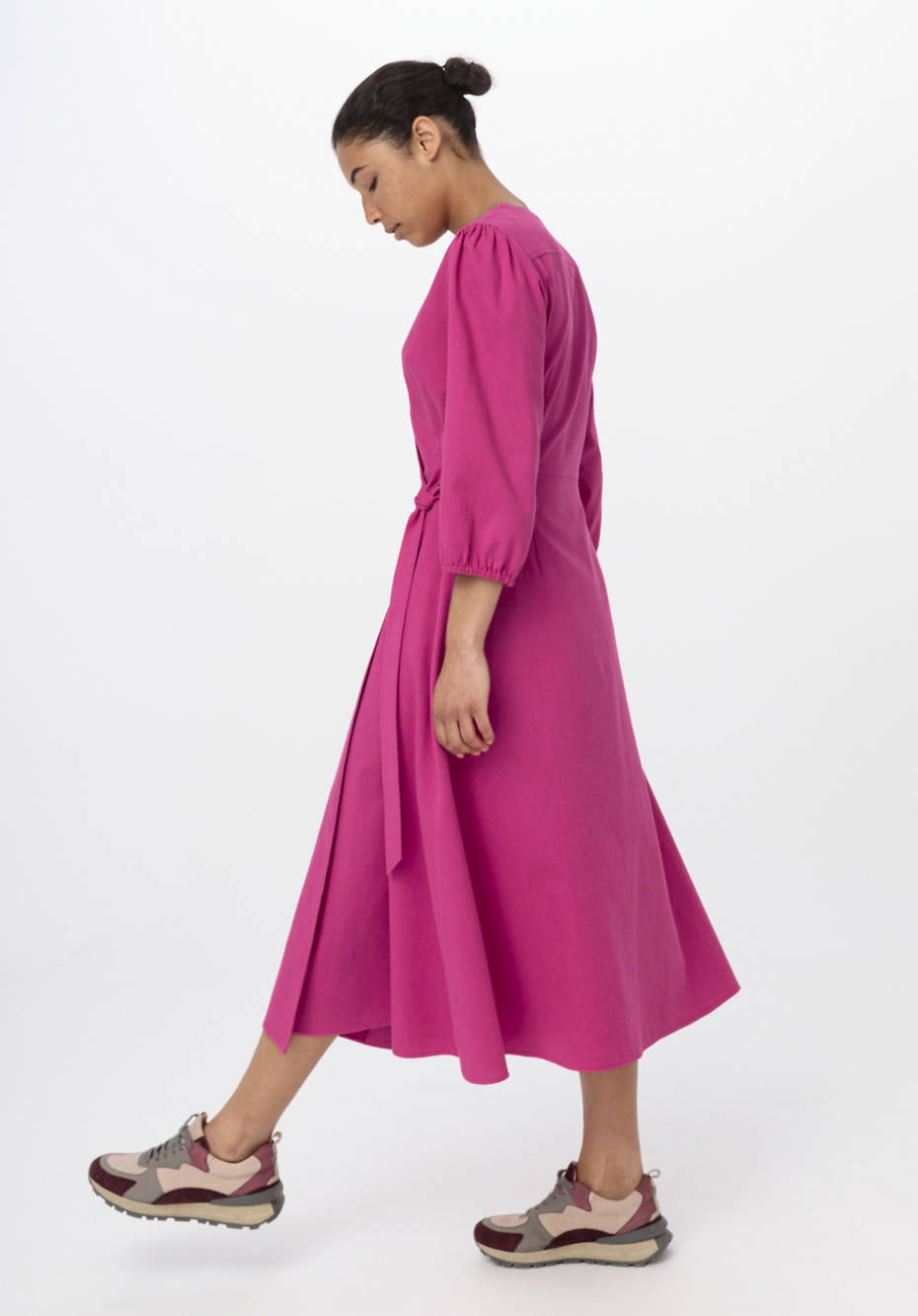Midi-Wickelkleid aus Bio-Baumwolle mit Leinen