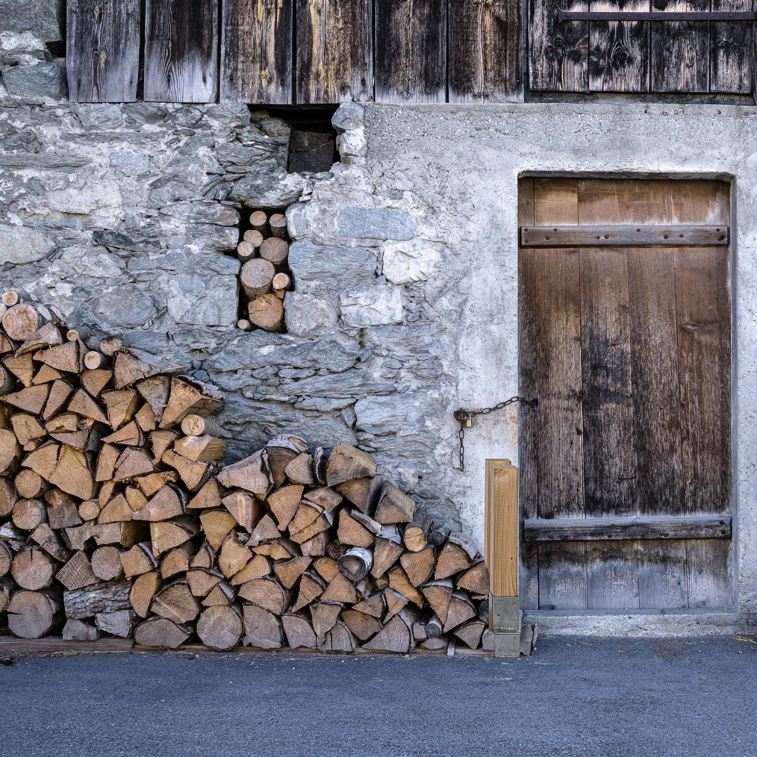 STILISTA Kaminholzregal Holzstapelhilfe Brennholzregal Holzstapelhalter, BxTxH:34,00x10,00x15,00 cm, (Set, 2-St), pulverbeschichtet für 70 x 70 mm und 40 x 60 mm Kanthölzer, 2er, 4er oder 8er Set, Farbwahl