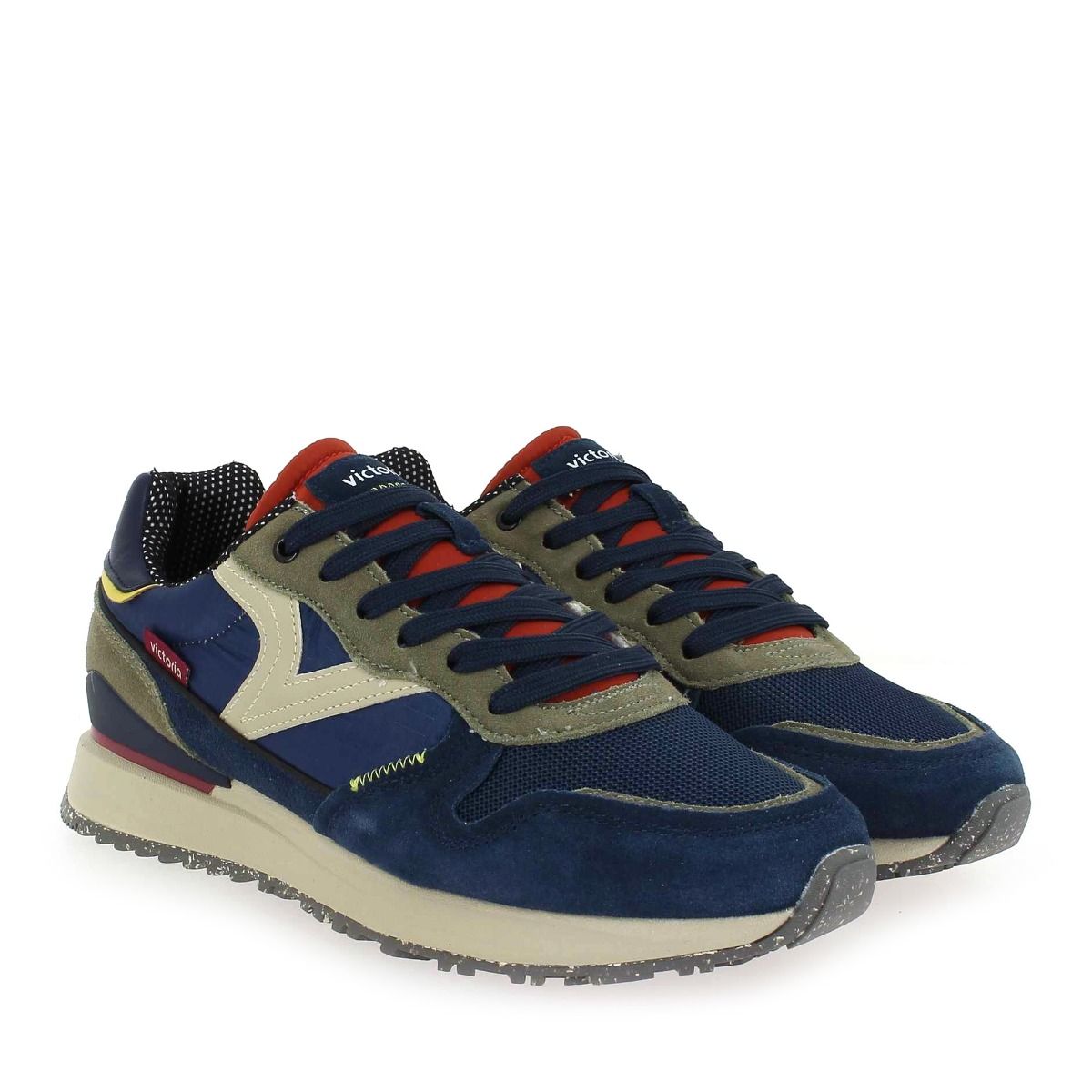 Victoria  8802108 - Marine