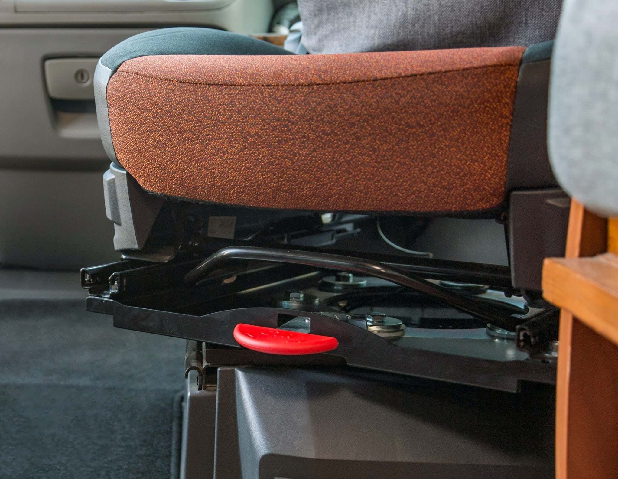 CTA Peugeot Expert ab 2016 Beifahrer Drehplatte