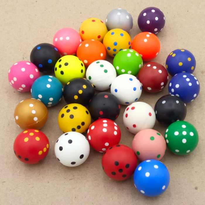 Runder Würfel / Würfelball