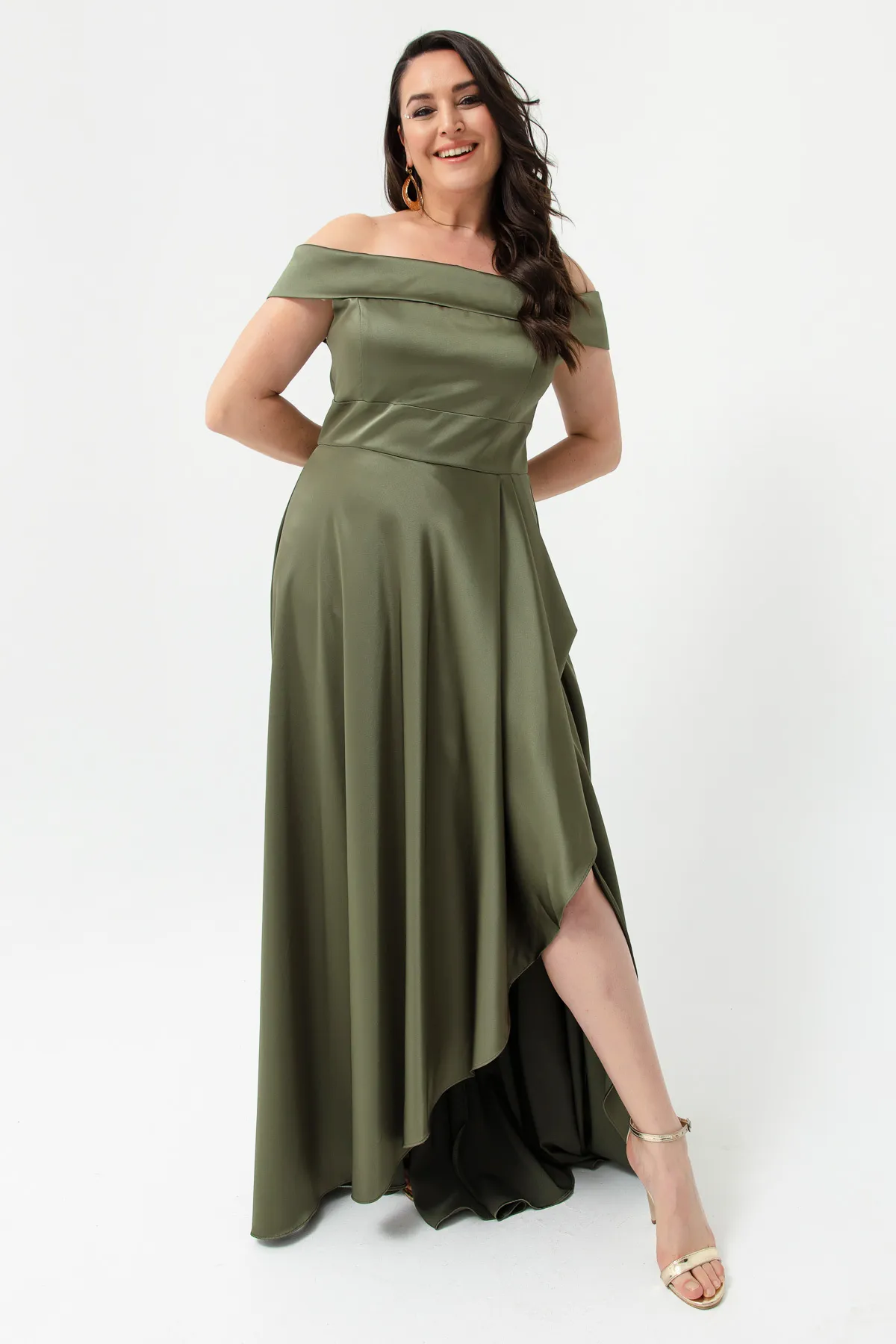 Lafaba  Khakifarbenes Abendkleid und Abschlusskleid aus Satin für Damen in großen Größen mit U-Boot-Ausschnitt