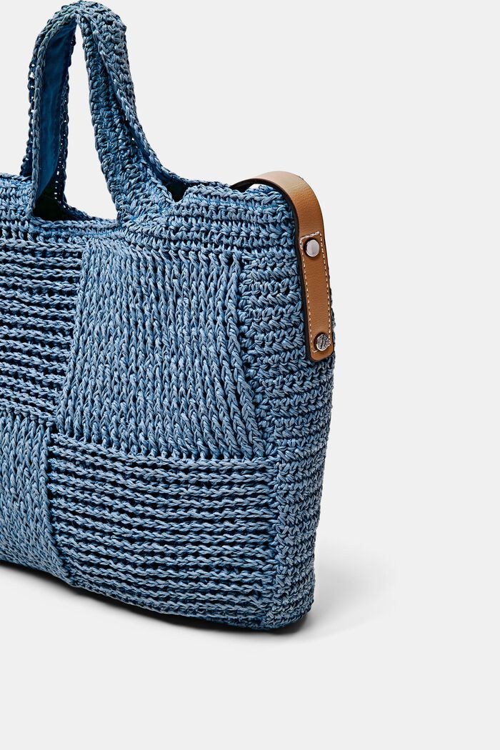 Basttasche aus Webstoff mit Details in Lederoptik