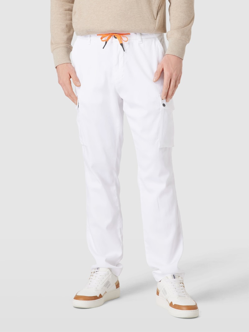 Hose mit Cargotaschen Modell 'Chile' in weiß