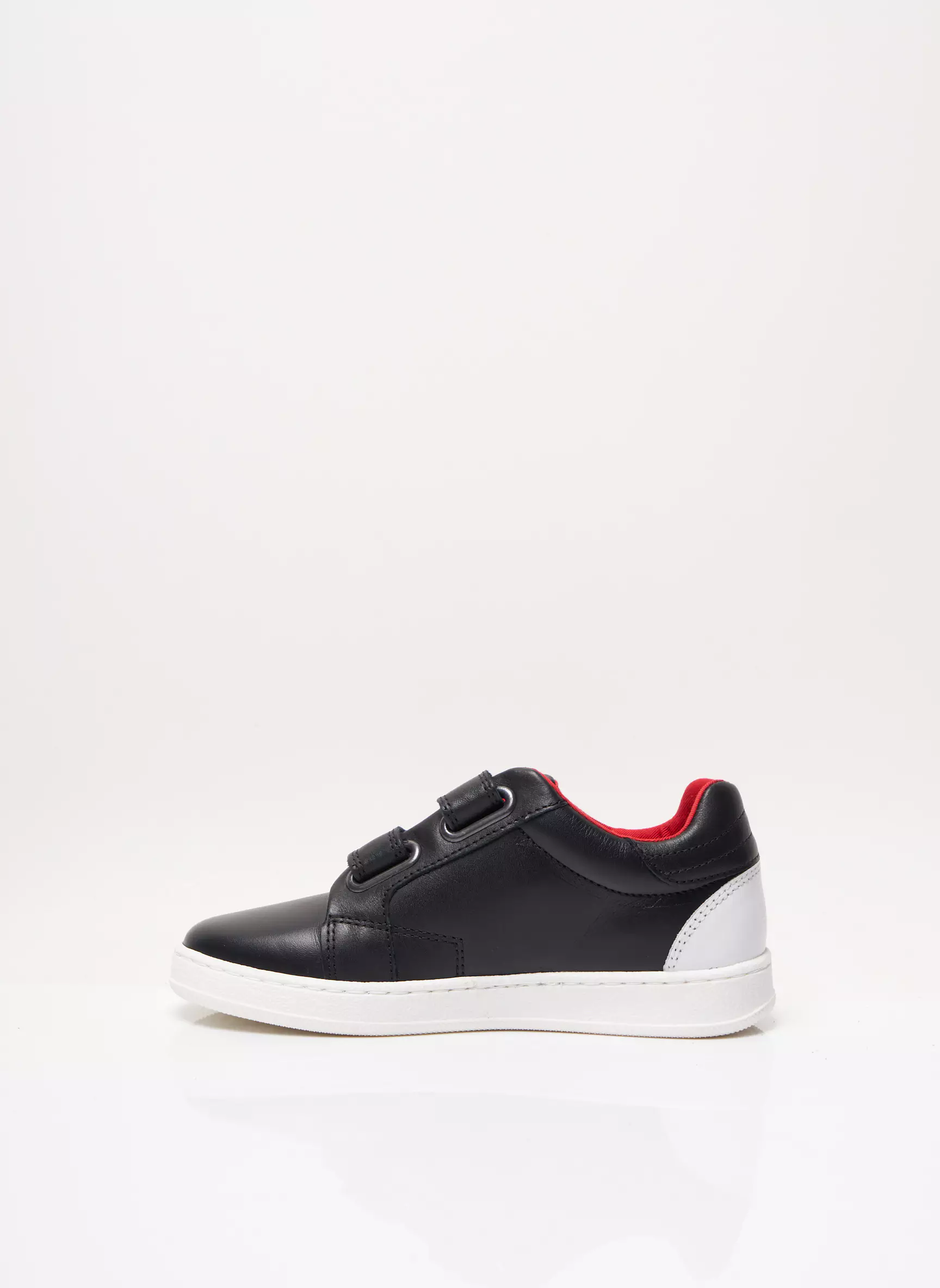 Hugo Boss Baskets Garcon couleur noir