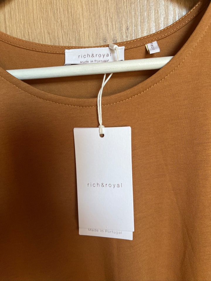 Rich & Royal Kleid in Camel günstig kaufen M