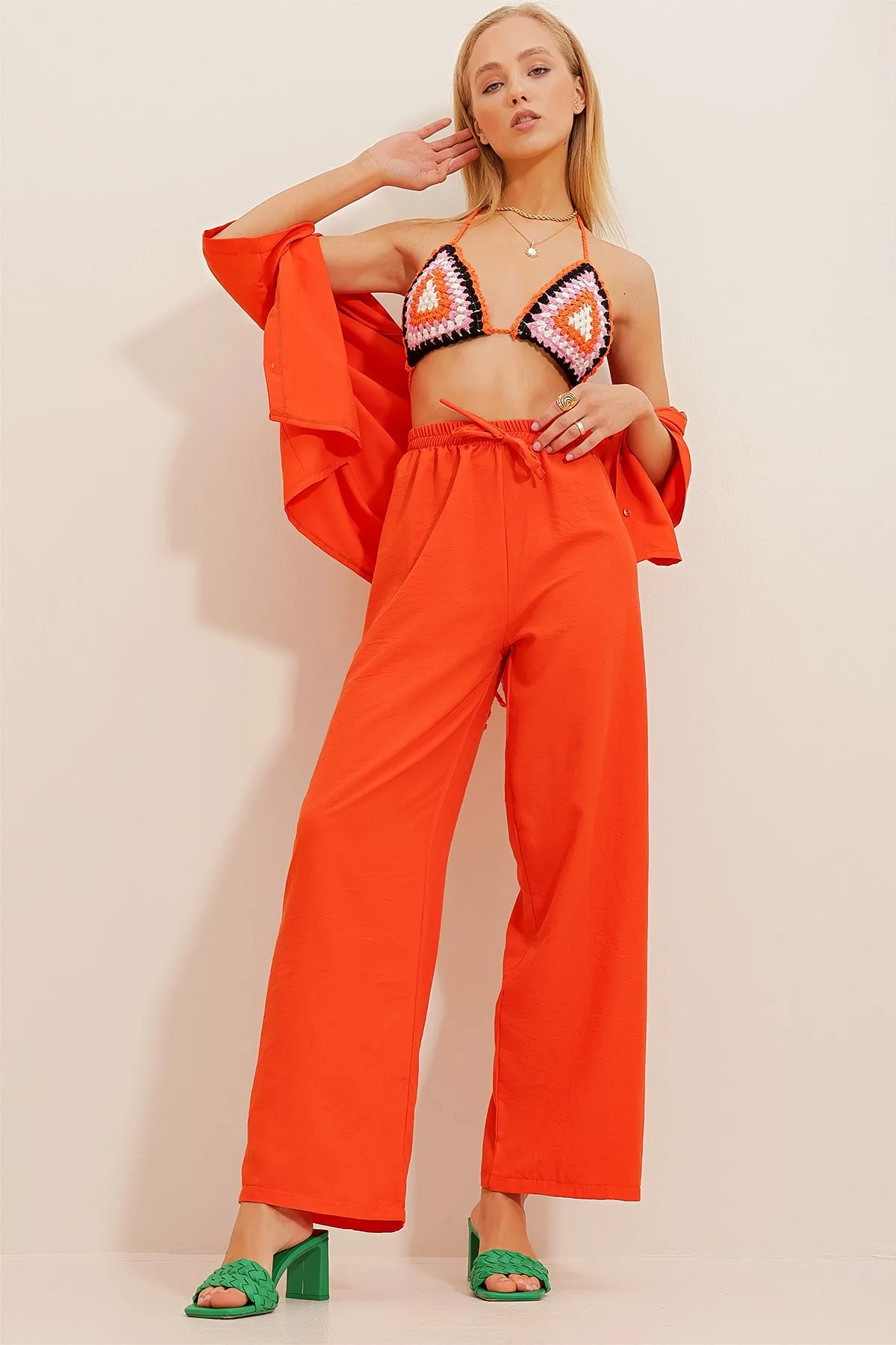 Trend Alaçatı Stili  Orangefarbene, locker geschnittene Aerobin-Hose mit elastischem Bund für Damen ALC-X6625
