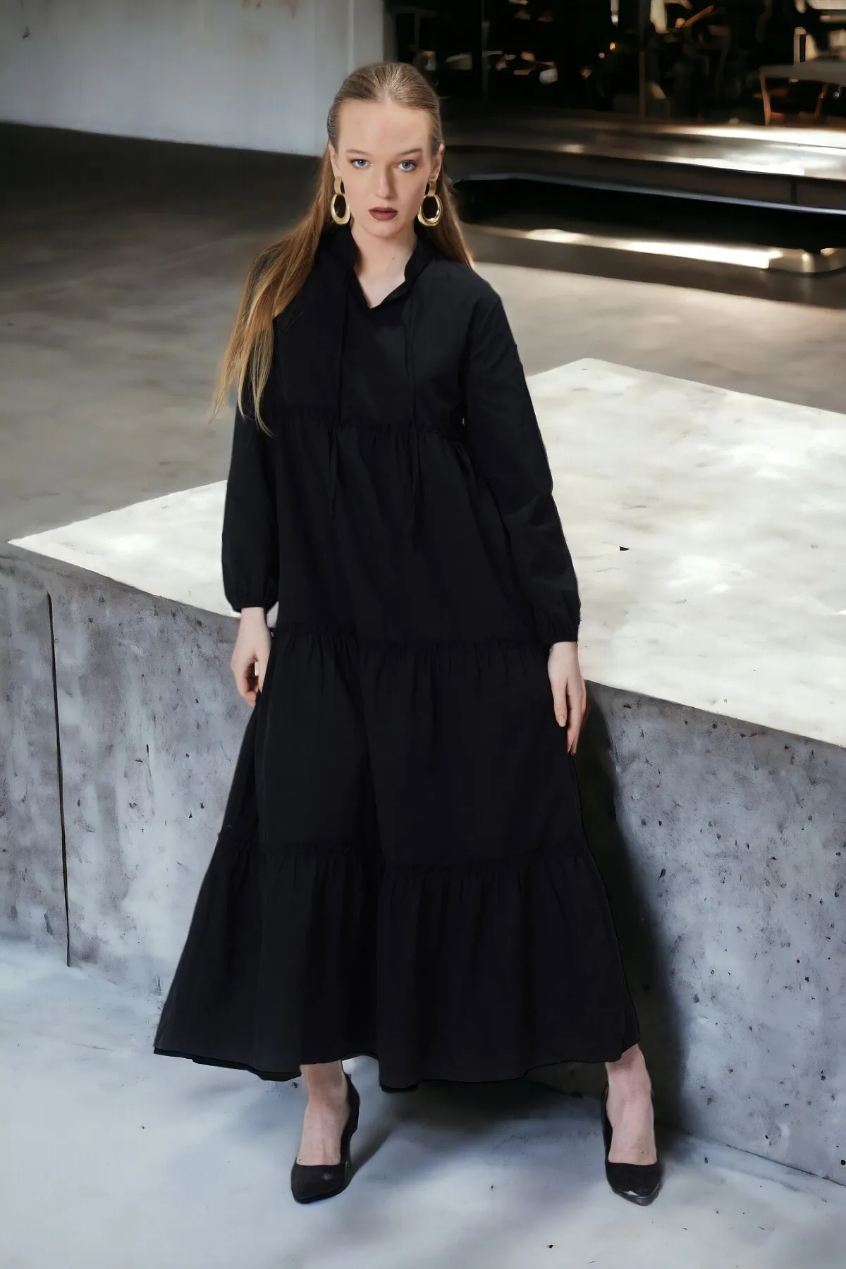 HAKKE  Damen-Hijab-Kleid mit Kragen und Schnürung