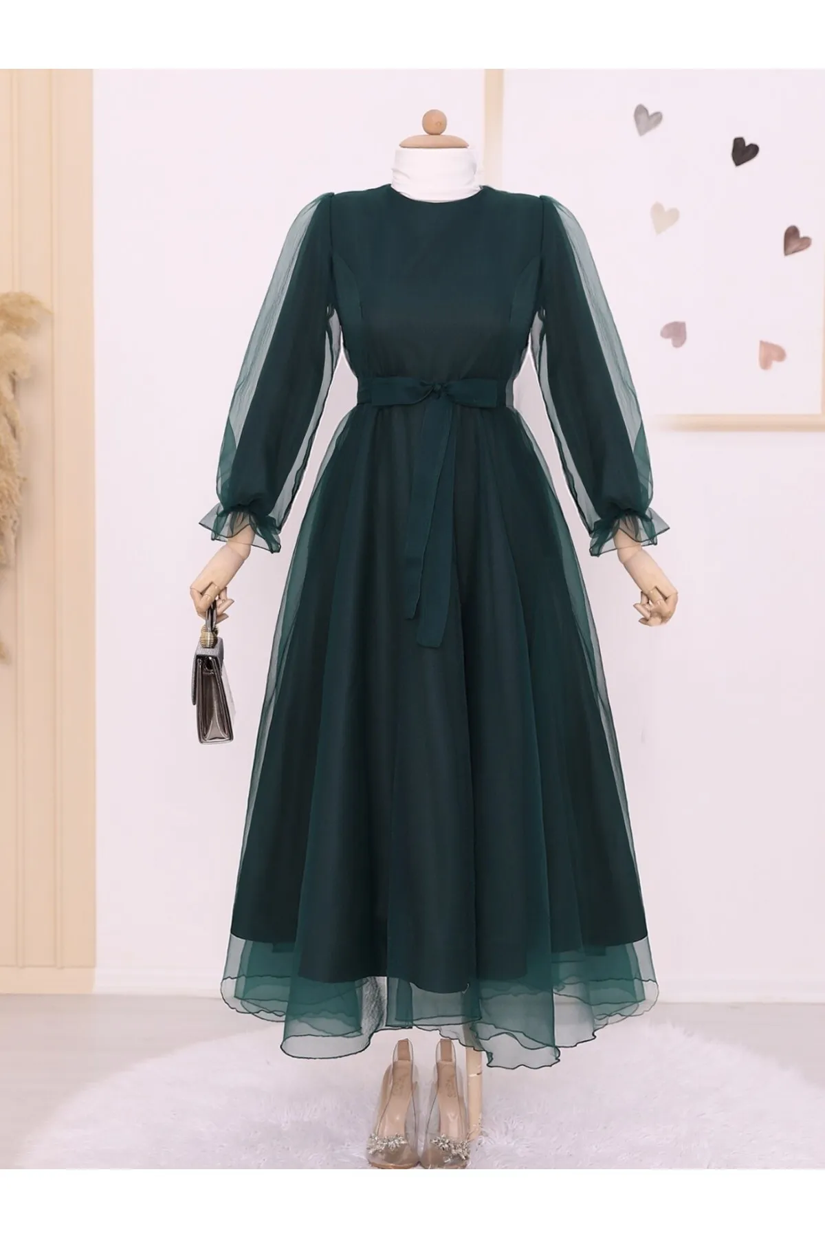 Modamorfo  Abendkleid aus Tüll mit Gürtel, Puffärmeln und Rock