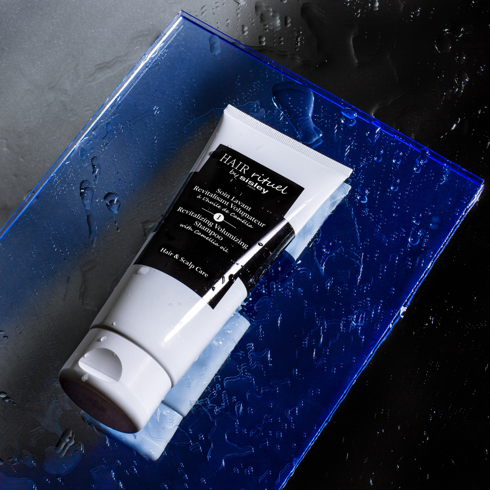 Hair Rituel by Sisley Soin Lavant Revitalisant Volumateur à l' huile de Camélia Soin Lavant