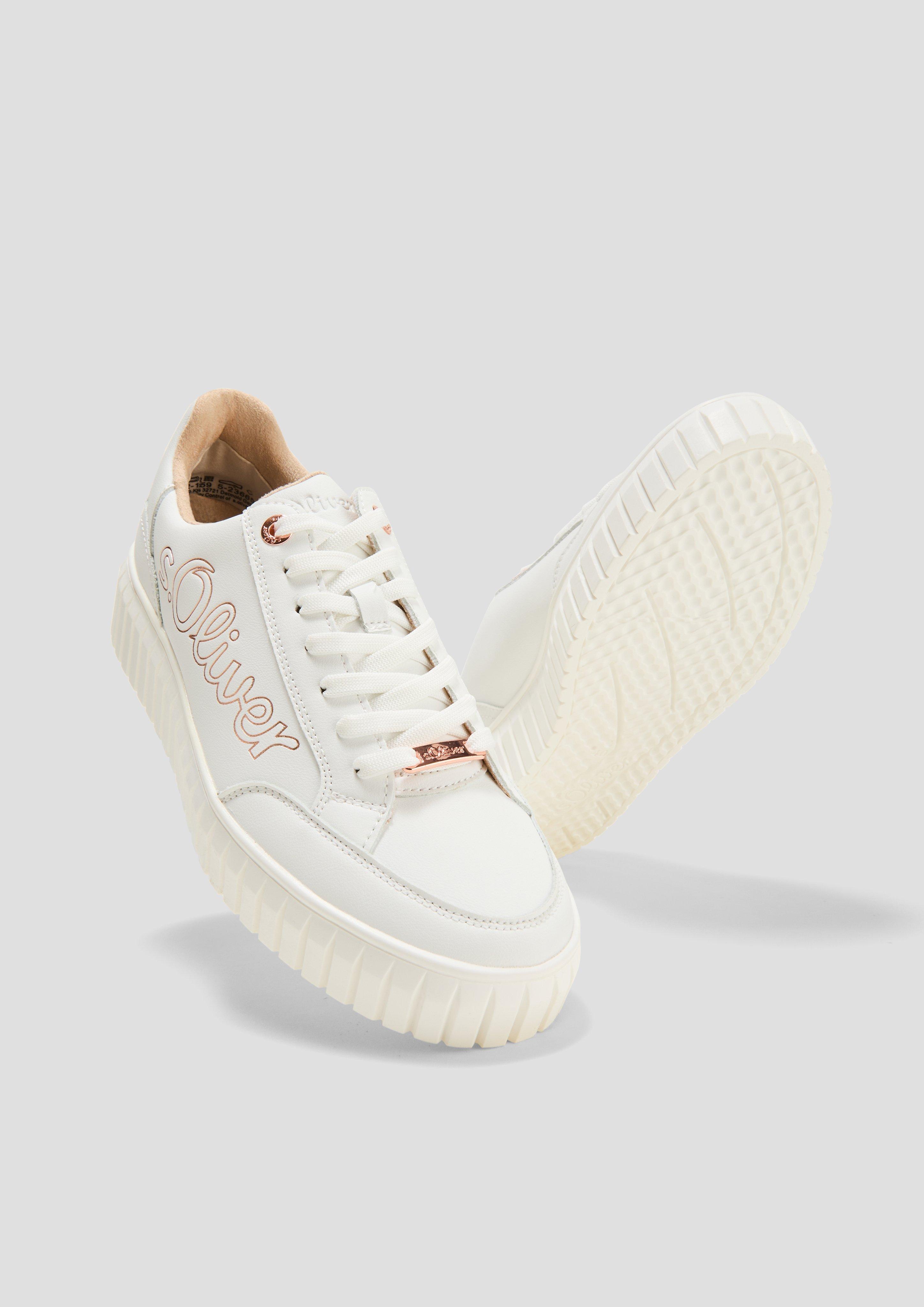 Sneaker mit großflächigem Logoschriftzug  6008845-159