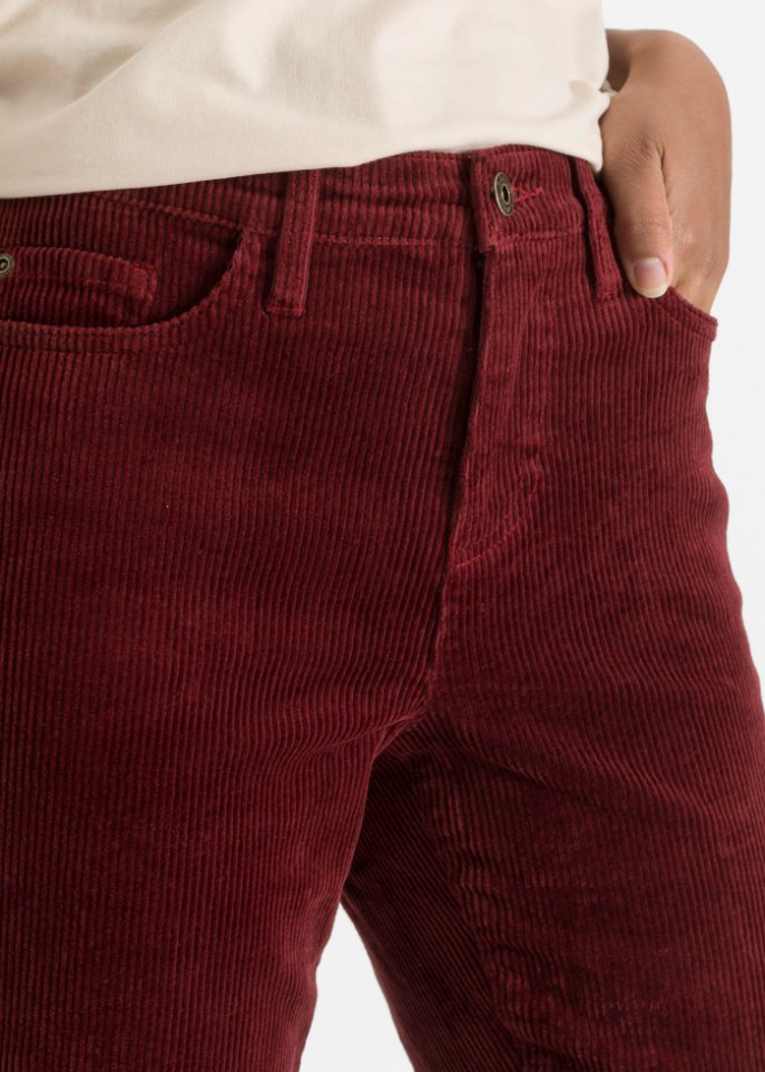 Cordhose im Mom Fit