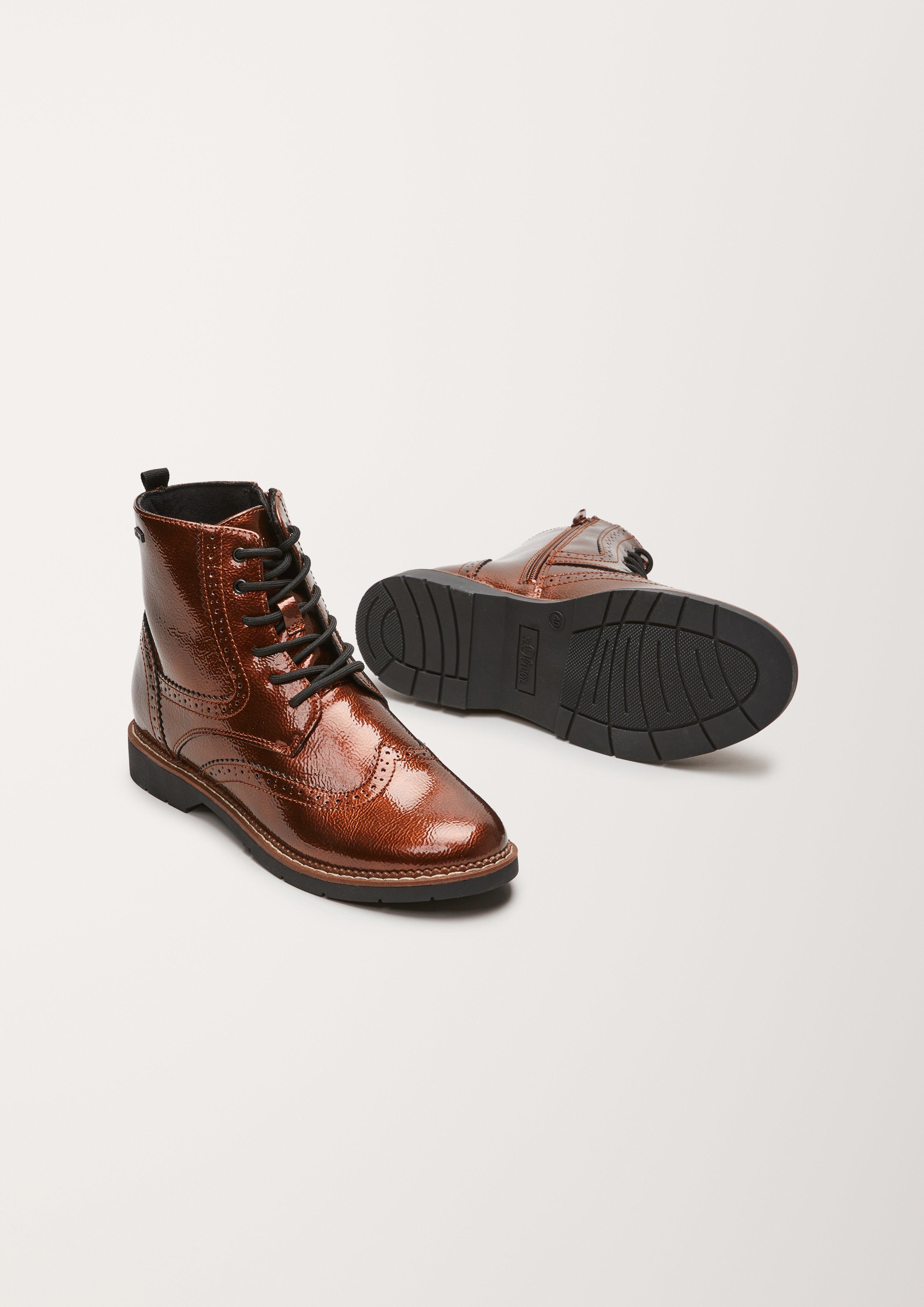 Boots in Lackleder-Optik  101.107.101.25465-918