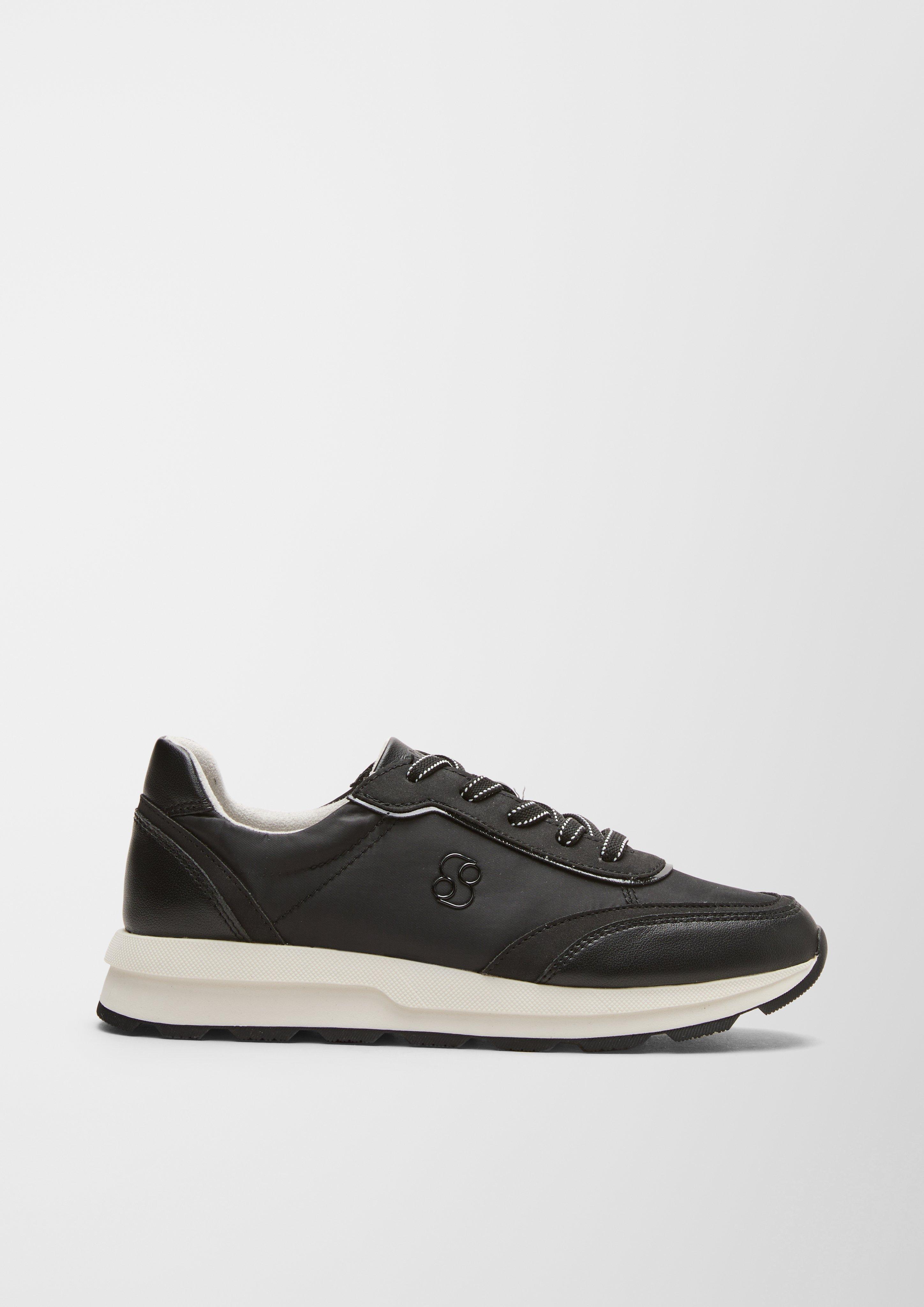 Schnürer in sportlichem Design  6007342-001