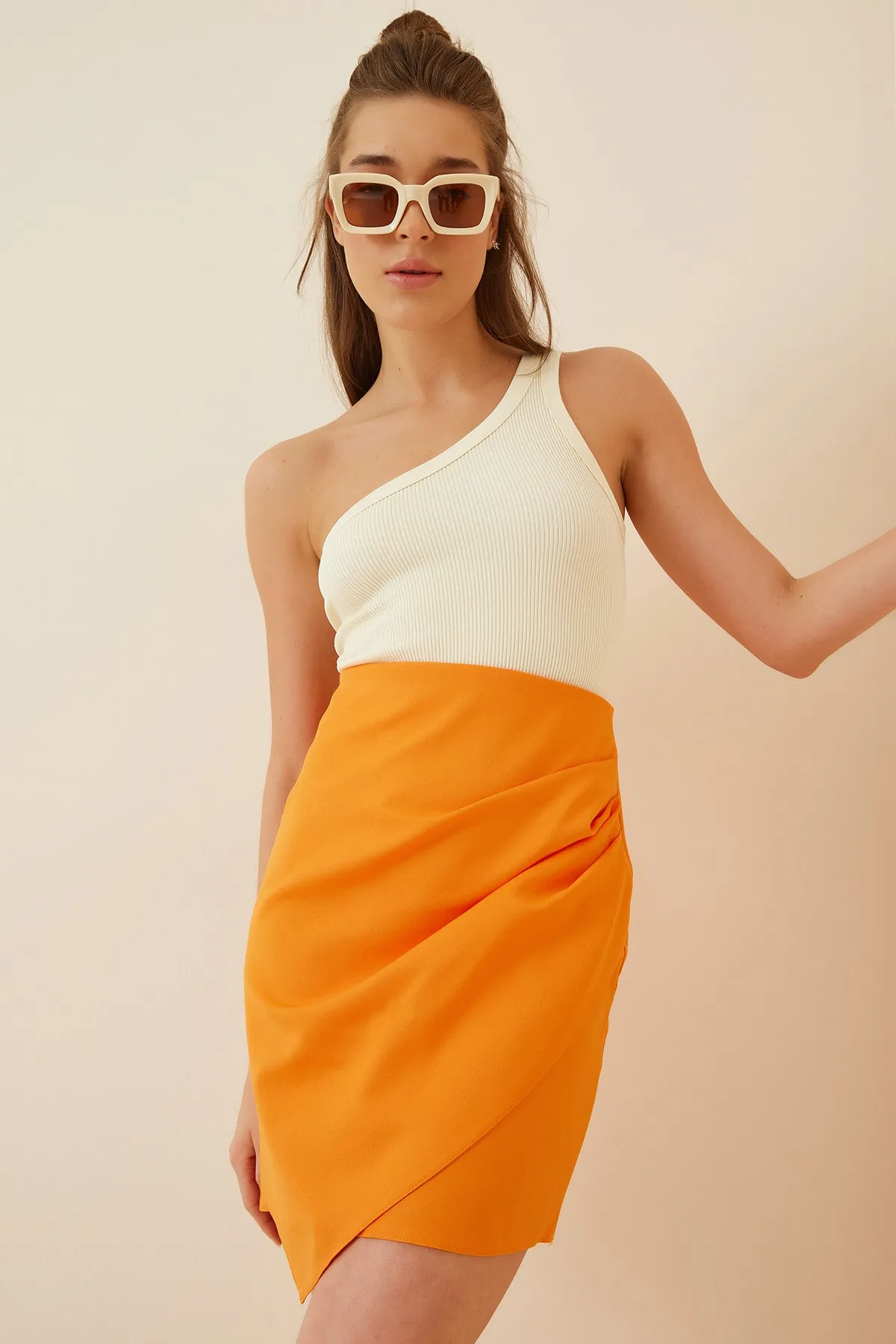 Happiness İstanbul  Orangefarbener drapierter gewebter Minirock für Damen JH00043