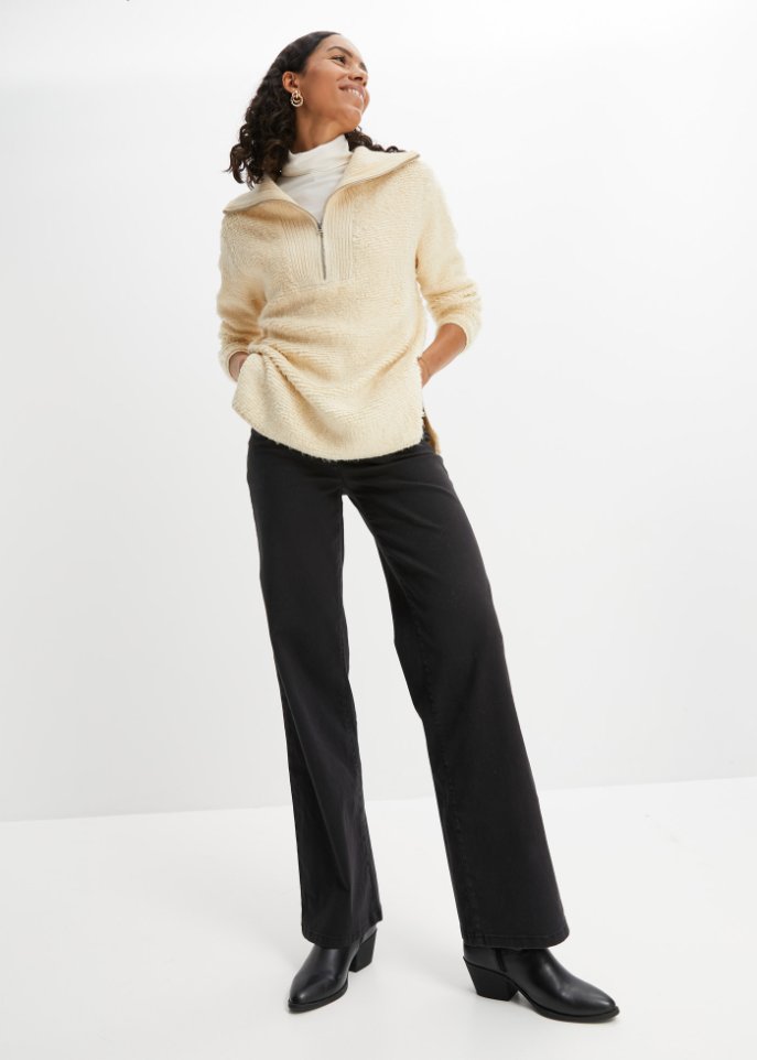 Langer Pullover aus Boucle