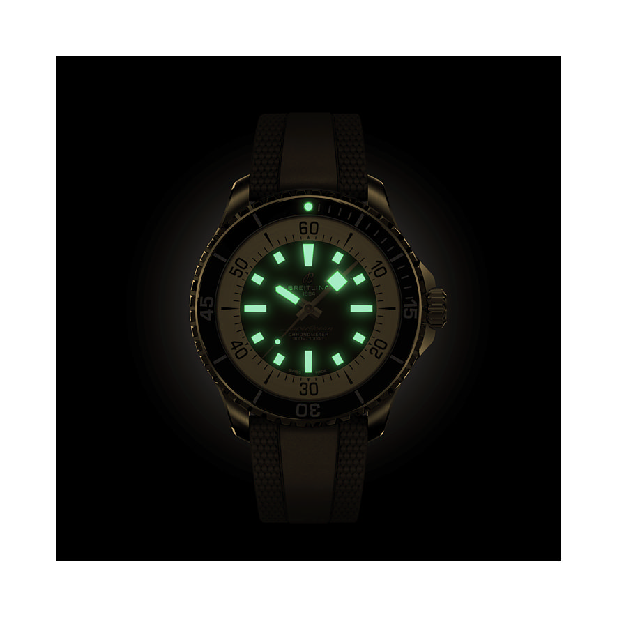 Breitling Herrenuhr Superocean Automatic 44