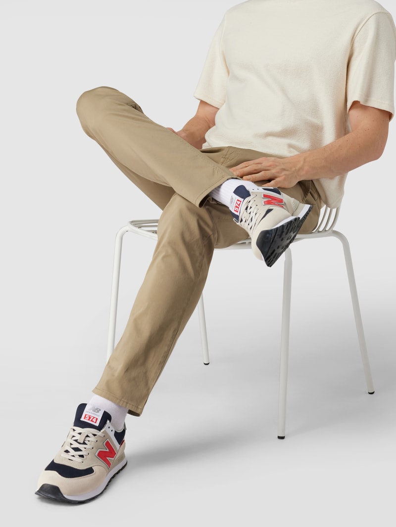 Slim Fit Chino mit Stretch-Anteil in beige