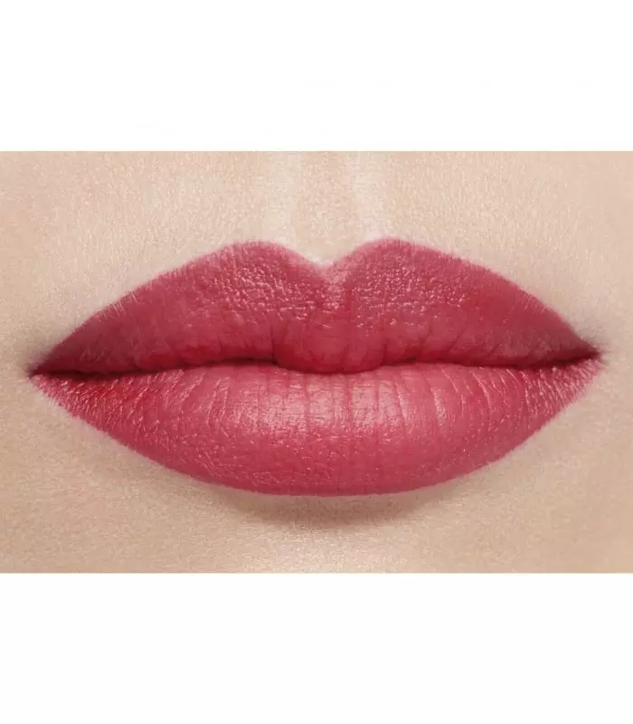 ROUGE ALLURE VELVET Le Rouge Velours Lumineux