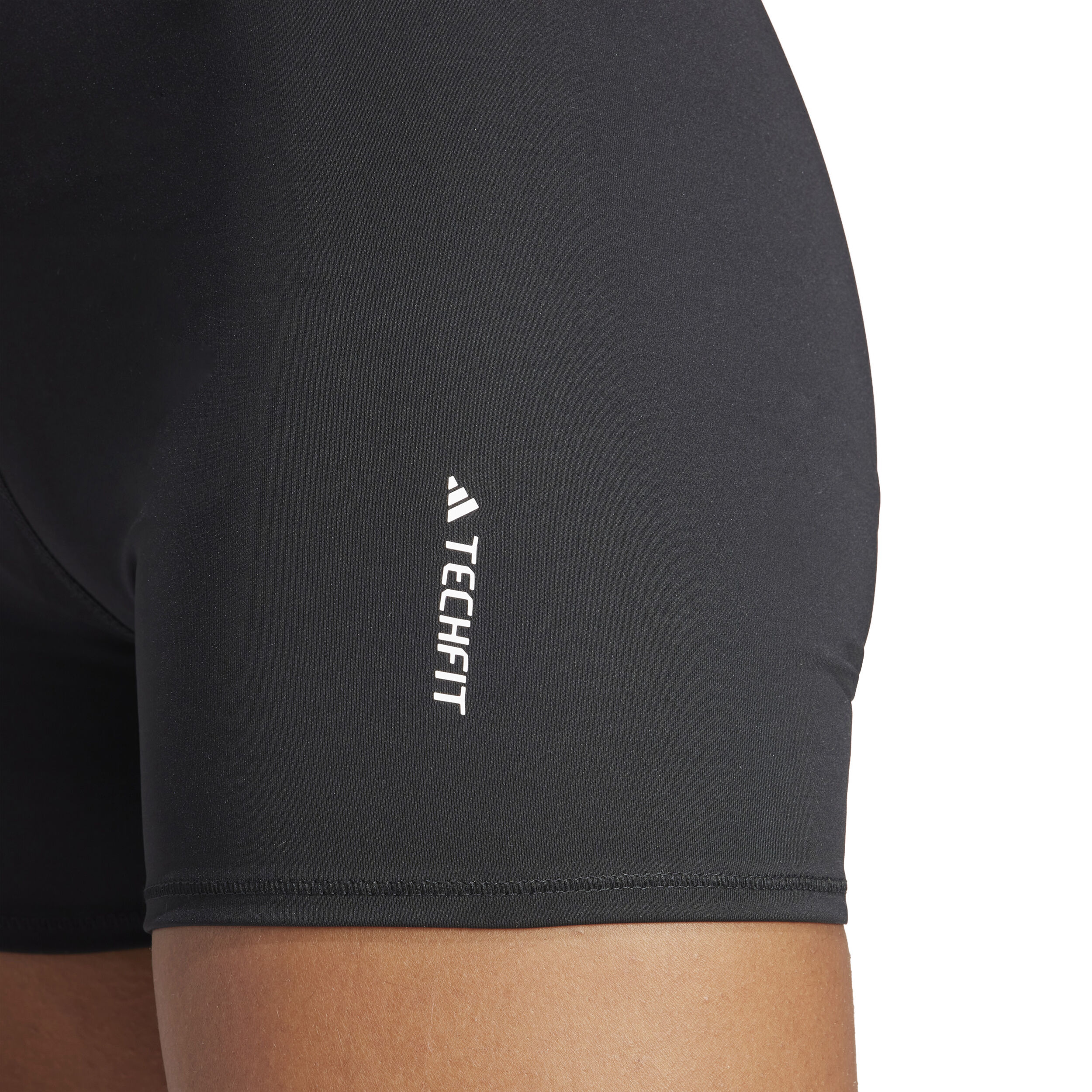Tech-Fit Short Tight Damen - Schwarz, Weiß