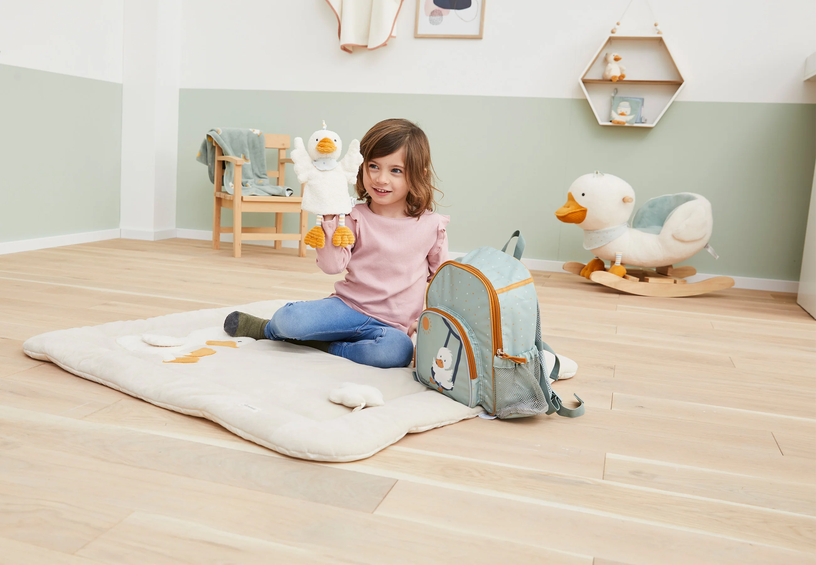 Krabbeldecke mit Motiv Ente Edda in beige