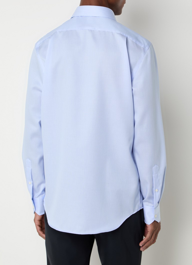 Camisa Boggi Milano de corte regular, sem necessidade de passar a ferro, com estampa listrada.