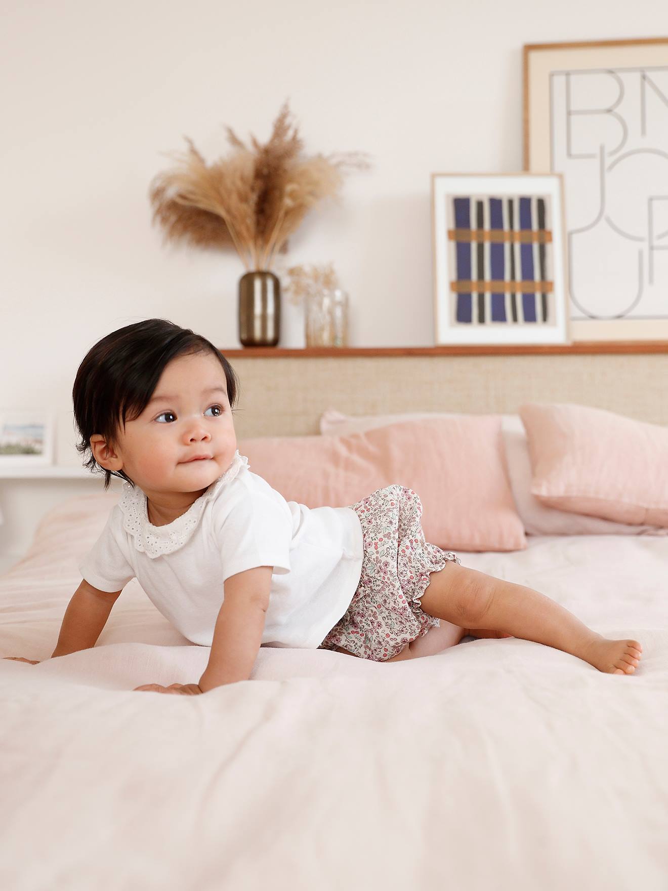 Vertbaudet Baby-Set: T-Shirt mit Kragen & geblümte Shorts, personalisierbar - wollweiß